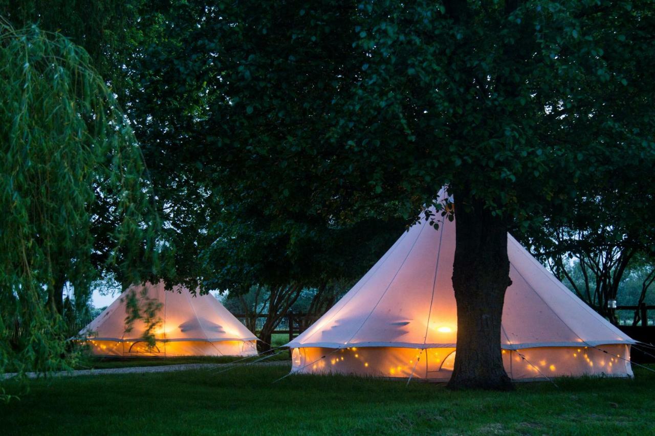 Oxford Riverside Glamping Εξωτερικό φωτογραφία