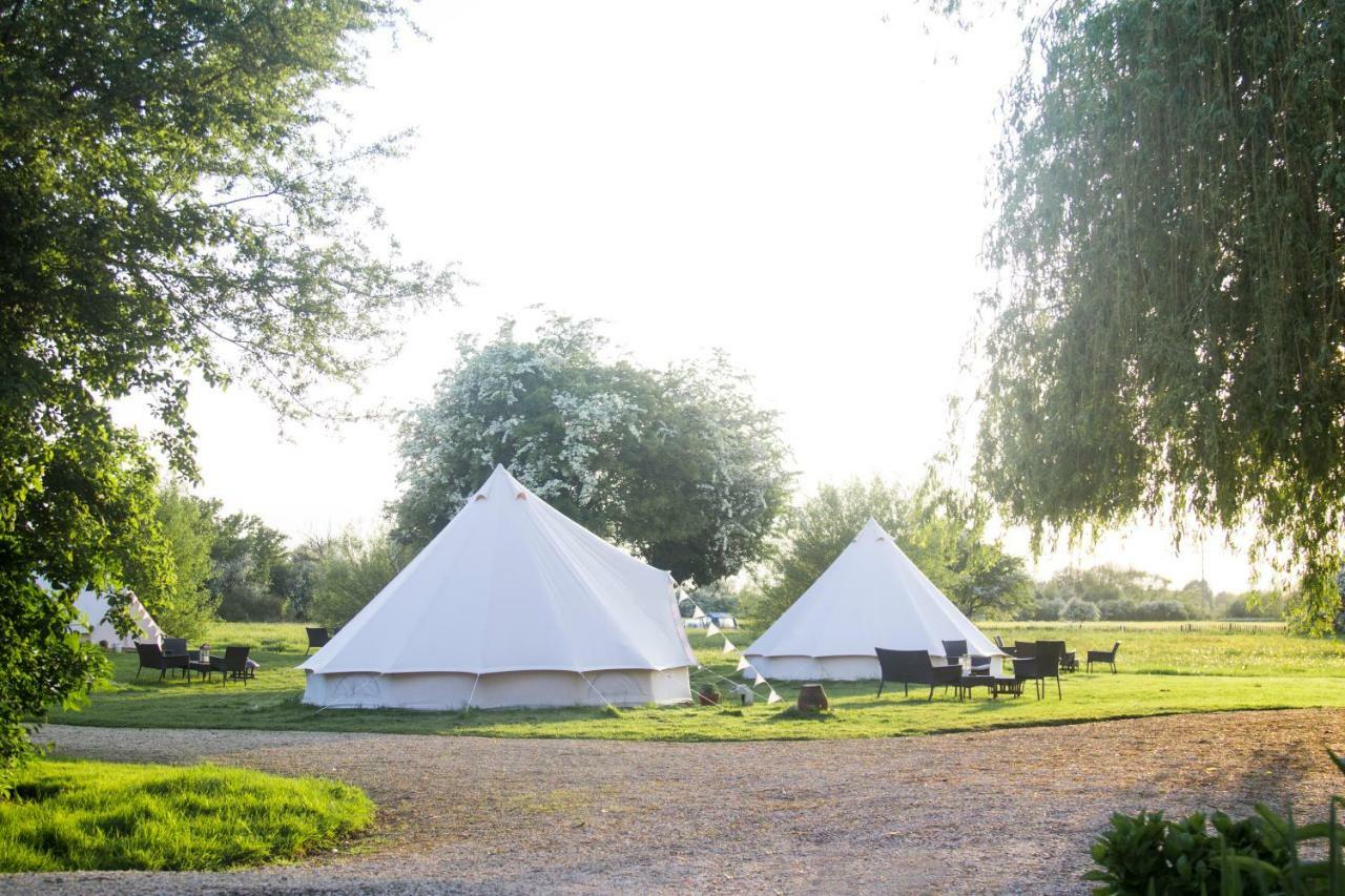 Oxford Riverside Glamping Εξωτερικό φωτογραφία